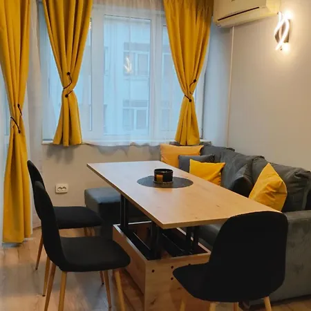 Golden Urban, до центъра и университета, бърз Wifi