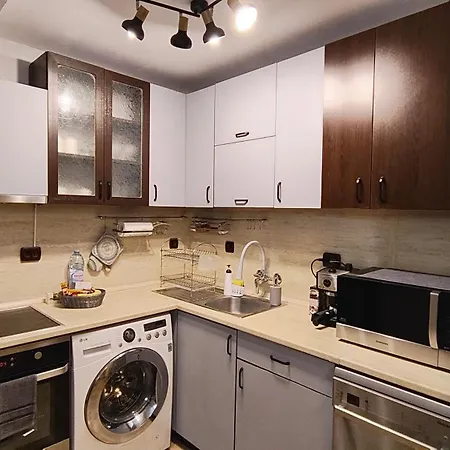 Apartment Golden Urban, до центъра и университета, бърз Wifi Burgas