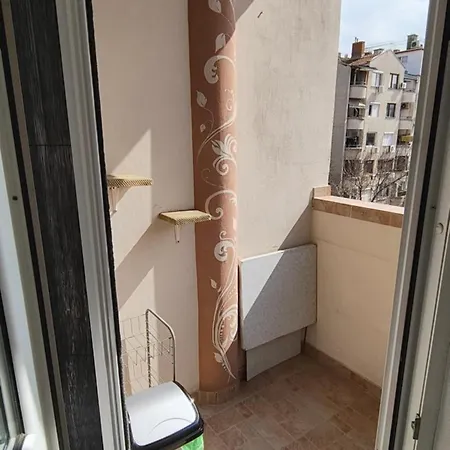 Apartament Golden Urban, до центъра и университета, бърз Wifi *