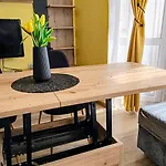 Golden Urban, до центъра и университета, бърз Wifi * 부르가스