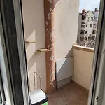 아파트 Golden Urban, до центъра и университета, бърз Wifi *